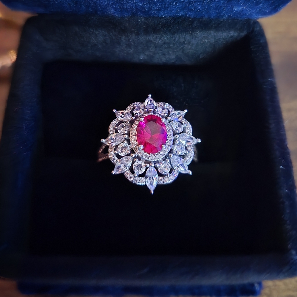 Elegant Silver and Red Gemstone Ring SIZE 10